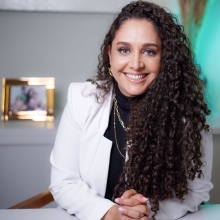 Dra. Aline Siqueira Talarico